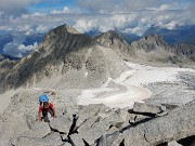 90 Ripida salita su massi granitici